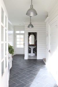 mudroom