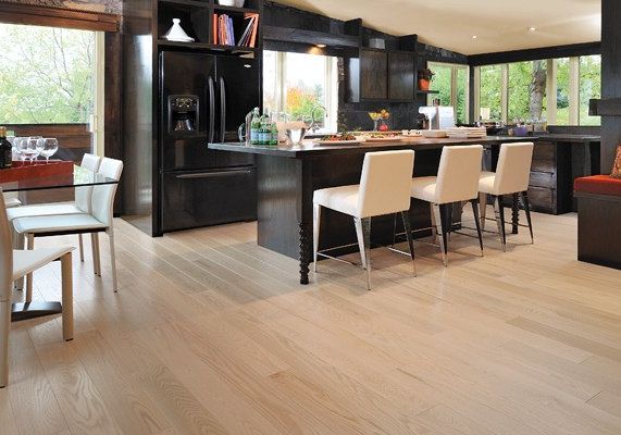 Hardwood Flooring Finishes – Oil-based, Water-based, or Wax?